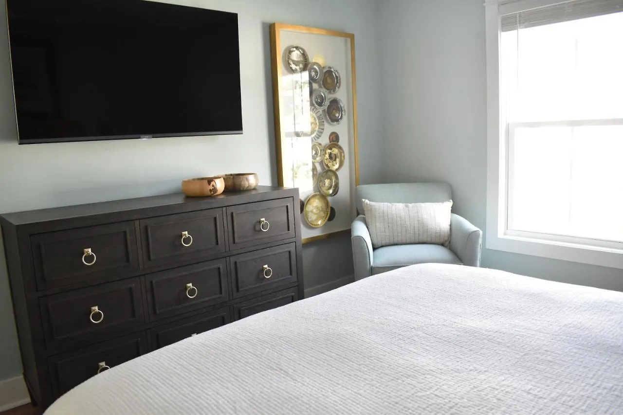 New! Heated Pool, Beach House, Elevator, Walk To The Beach! Hilton Head Island 0*,